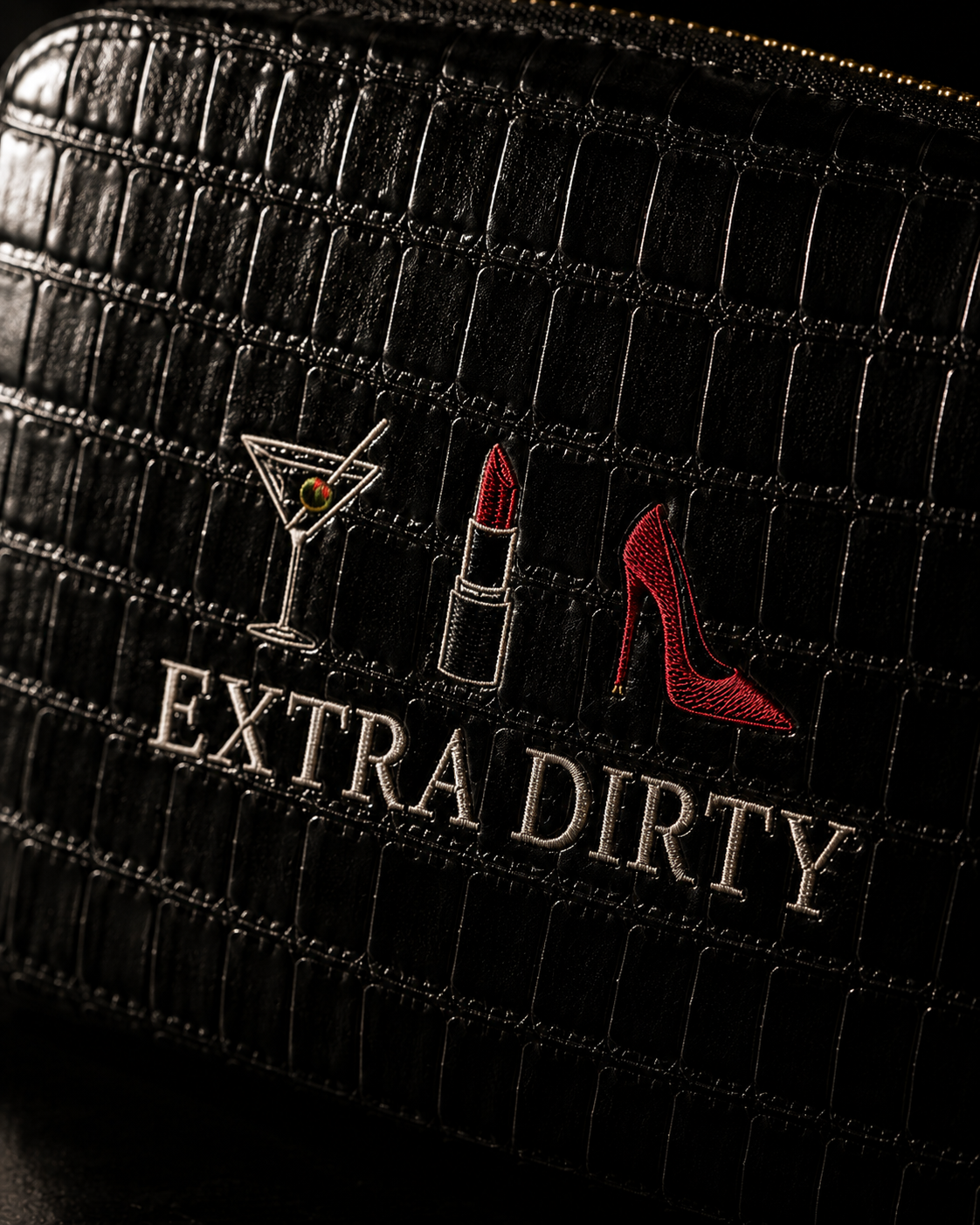 Signature Croc Pouch